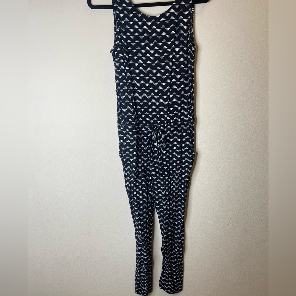 Blue/white patterned jumpsuit with pockets and drawstring